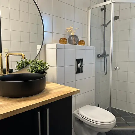 A Place To Stavanger, 4