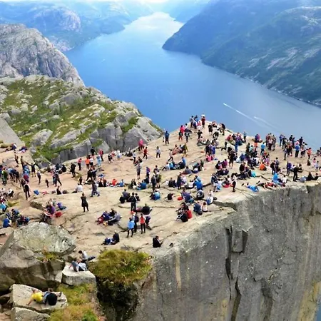 A Place To Stavanger, 4 شقة *