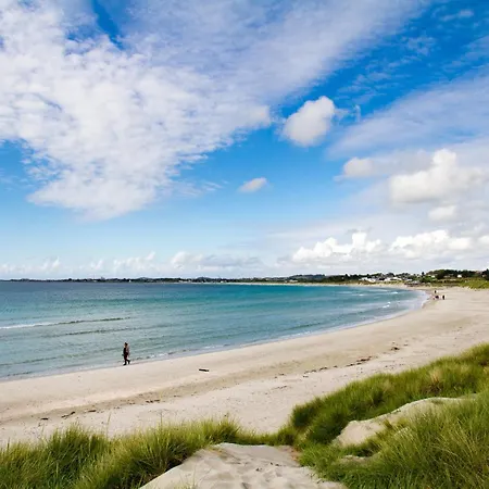 A Place To Stavanger, 4 *